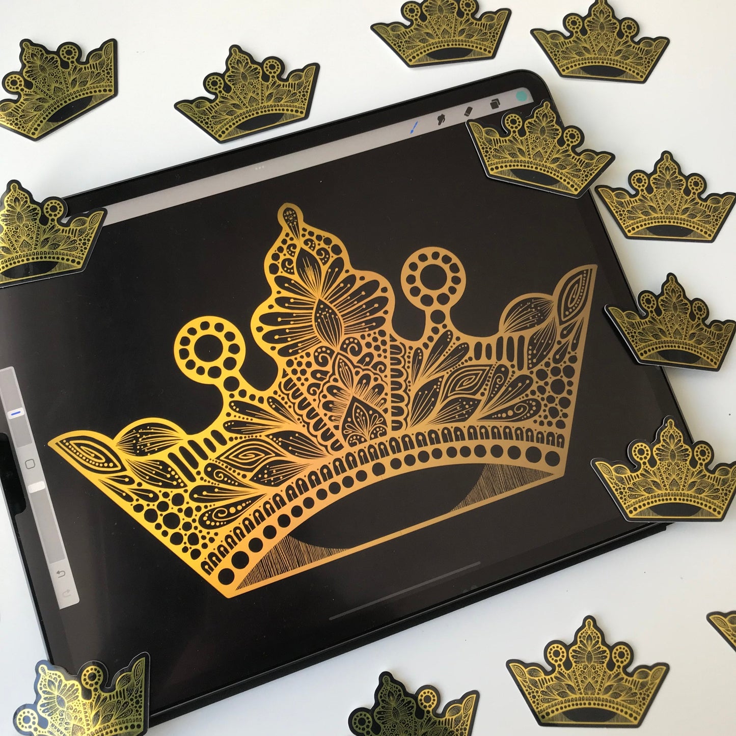 Zentangle Golden crown sticker