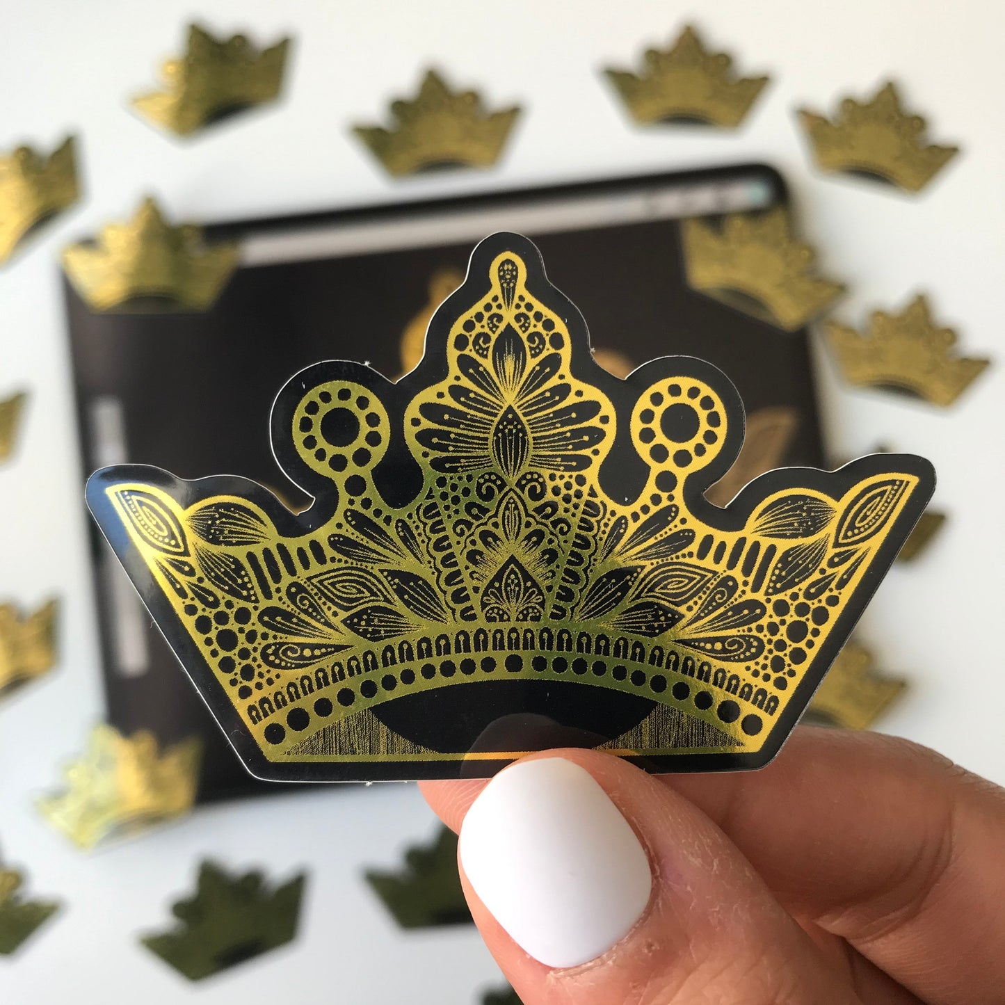 Zentangle Golden crown sticker
