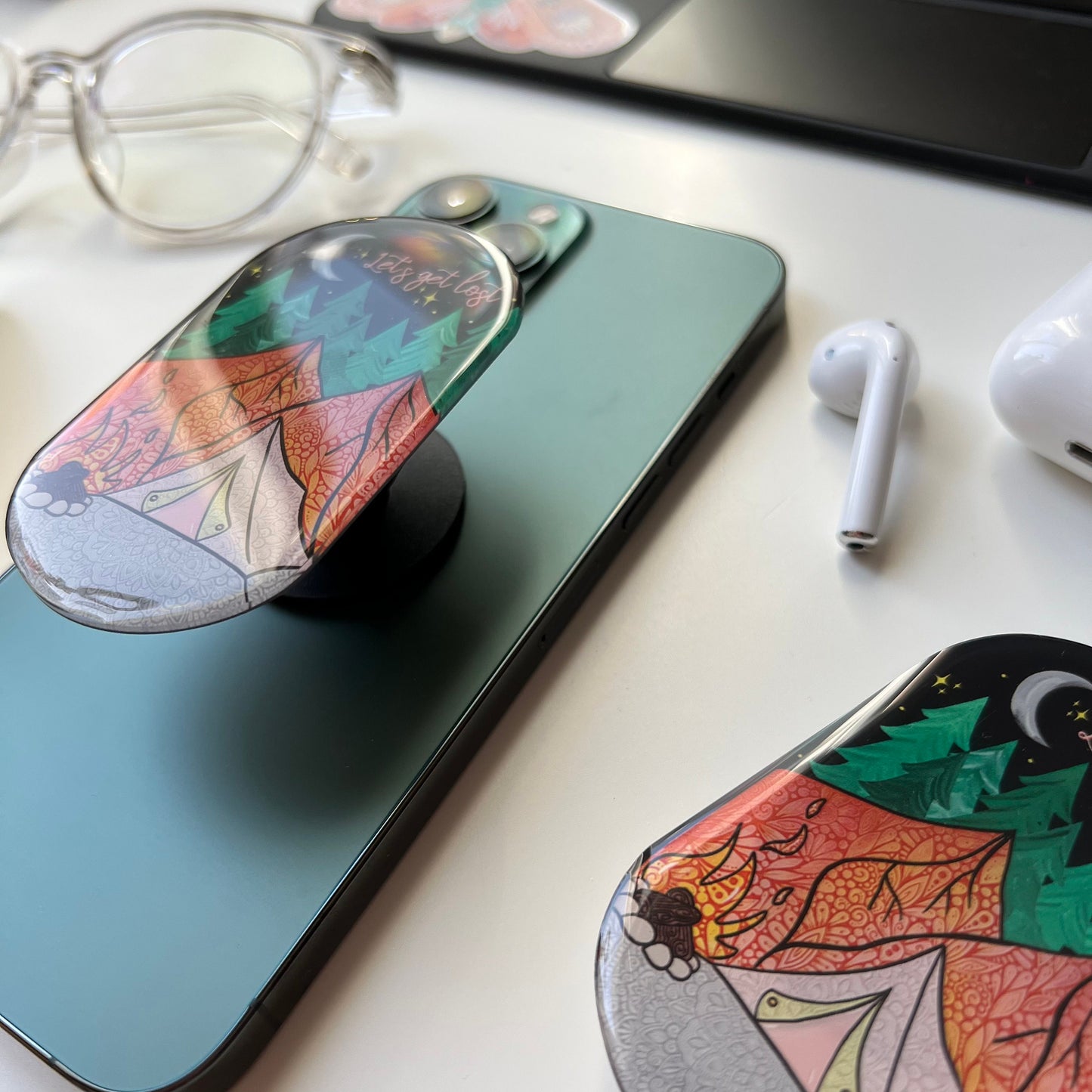Zentangle camping phone grip