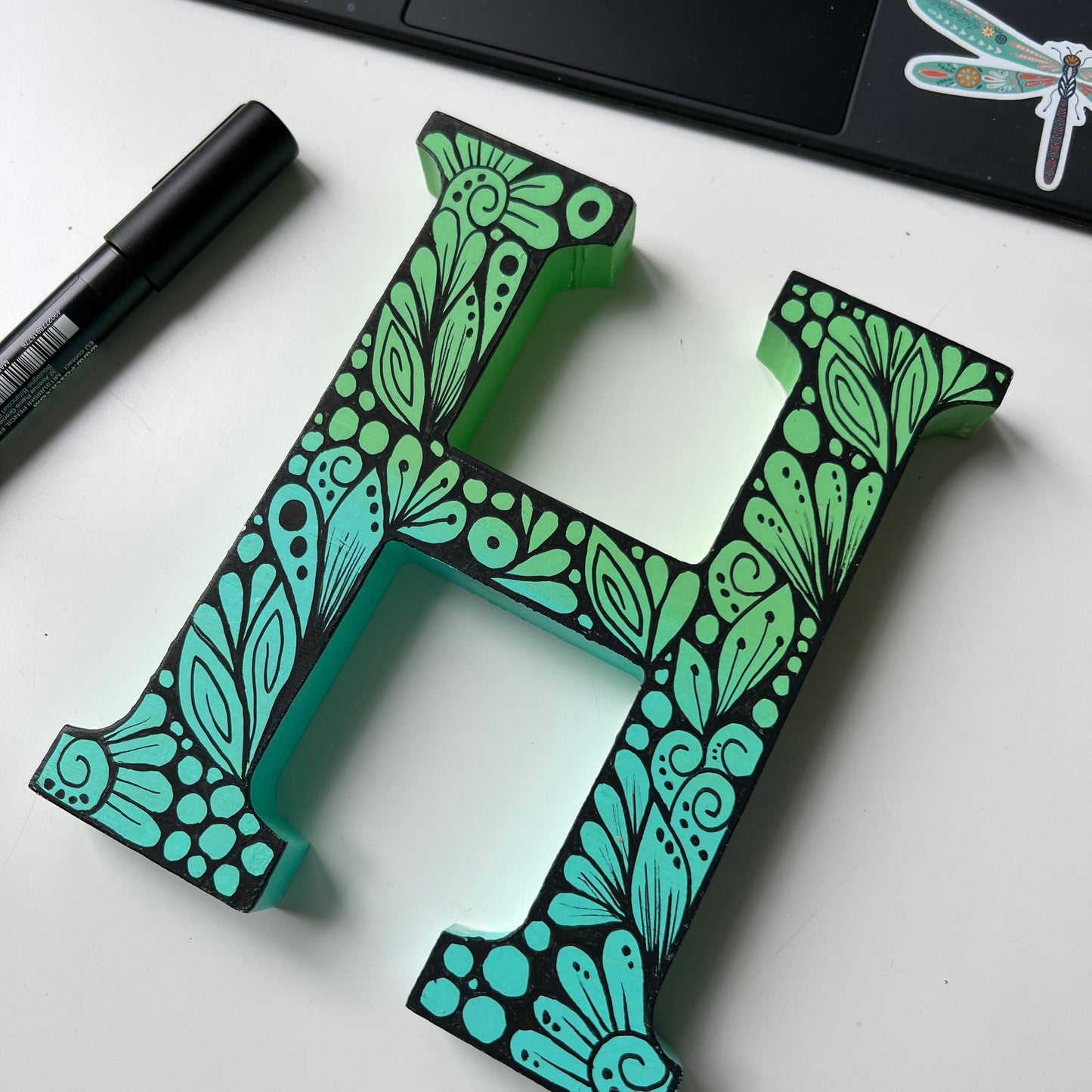 Zentangle H letter