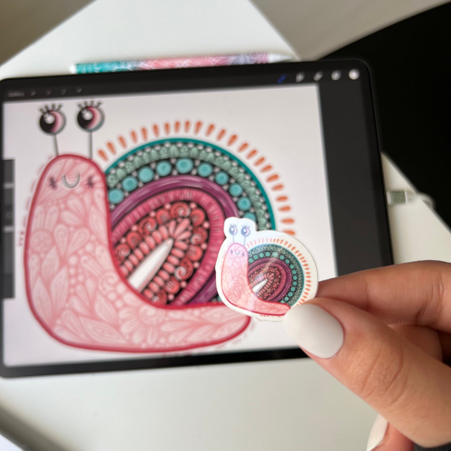 Mini snail zentangle sticker